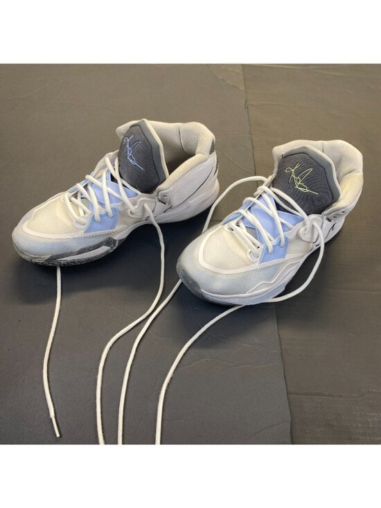 Nike Kyrie 8 Infinity ‘White Light Marine’ Kyrie Irving CZ0204-102 Men Size 10.5 main image 7